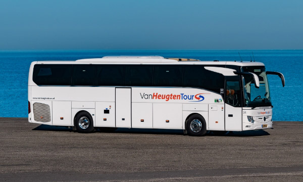 Luxe touringcar verhuur bij Van Heugten Tours